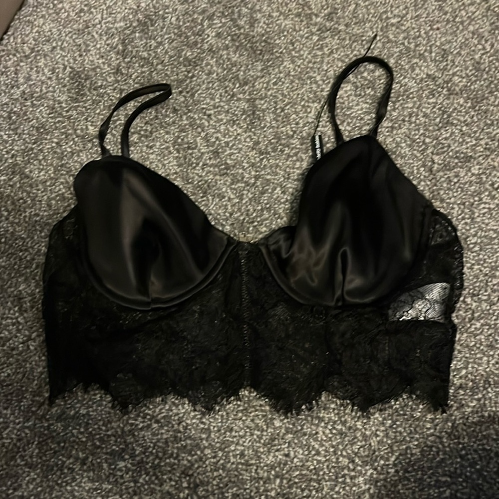 hera collection crop top